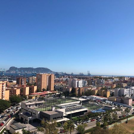 Piso semicentrico con vistas a la bahía de Algeciras Apartamento Exterior foto